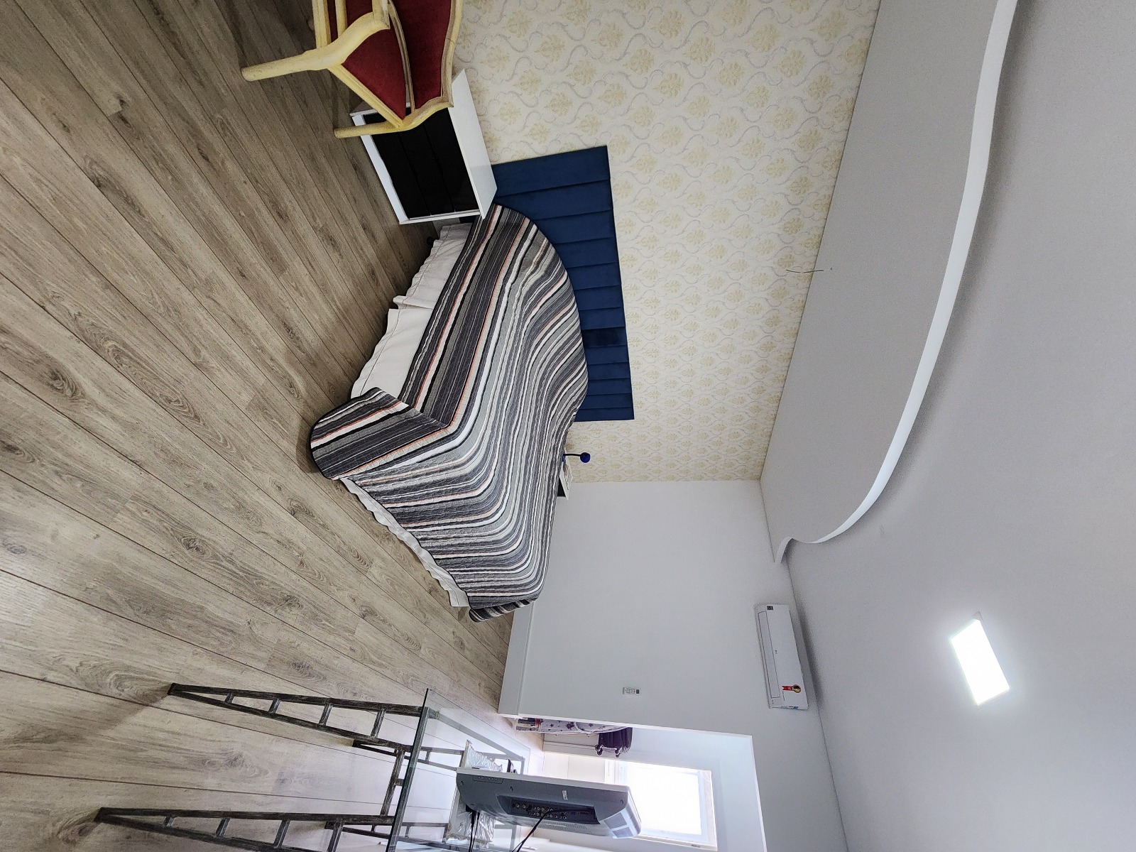 WhatsApp Image 2025-03-15 at 19.57.17 (1).jpeg